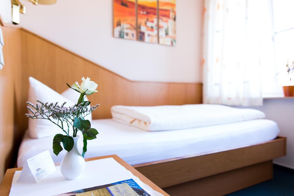Stadthotel Kolpinghaus - Vier Ecken Werne Экстерьер фото