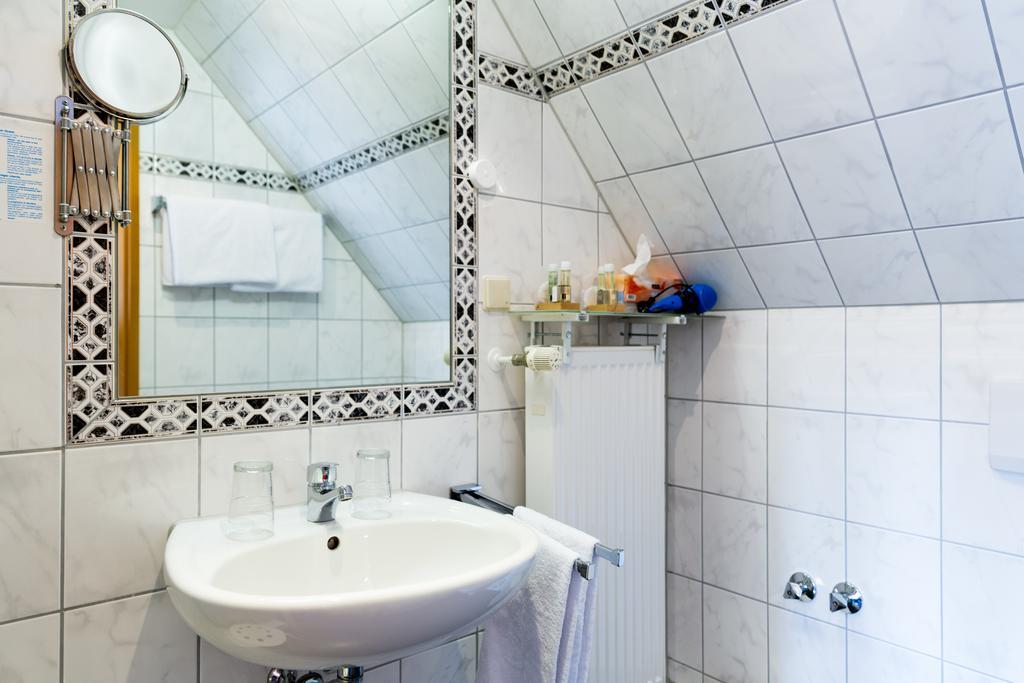 Stadthotel Kolpinghaus - Vier Ecken Werne Номер фото